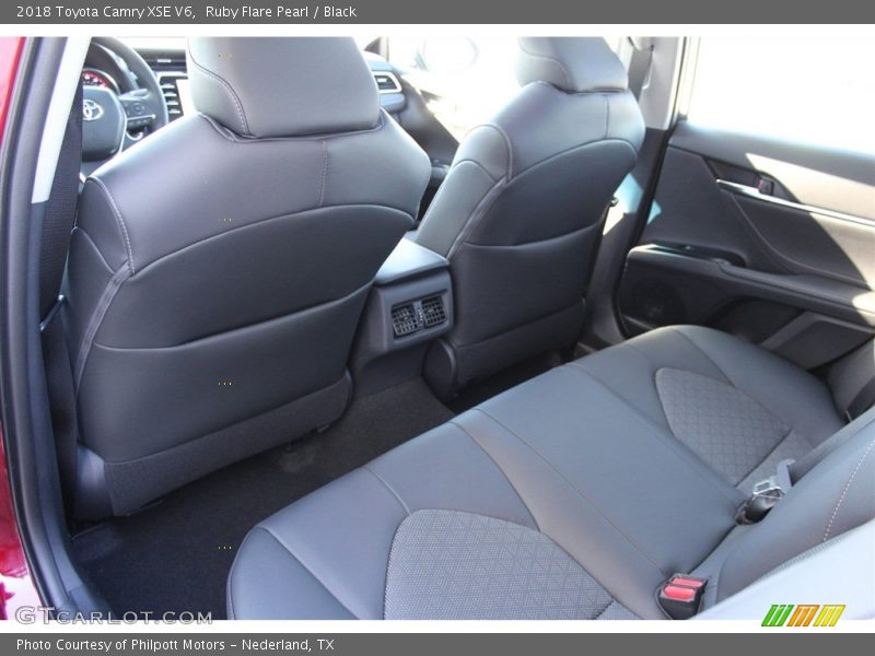 Ruby Flare Pearl / Black 2018 Toyota Camry XSE V6