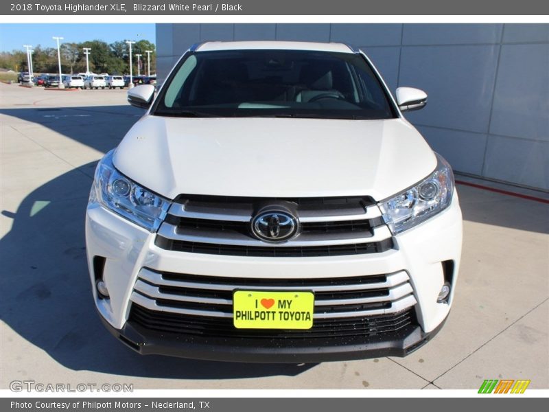 Blizzard White Pearl / Black 2018 Toyota Highlander XLE