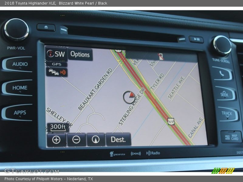 Blizzard White Pearl / Black 2018 Toyota Highlander XLE