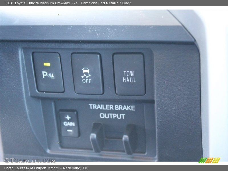 Barcelona Red Metallic / Black 2018 Toyota Tundra Platinum CrewMax 4x4