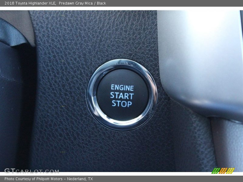 Predawn Gray Mica / Black 2018 Toyota Highlander XLE