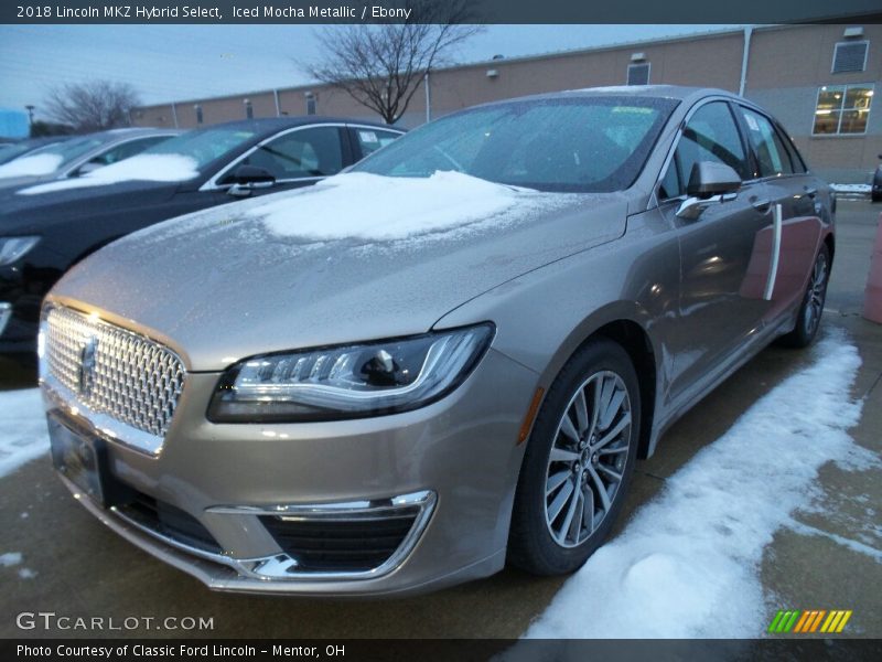 Front 3/4 View of 2018 MKZ Hybrid Select