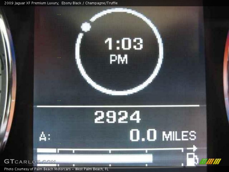 Ebony Black / Champagne/Truffle 2009 Jaguar XF Premium Luxury