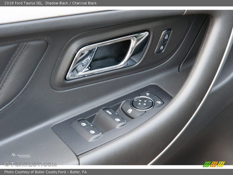 Shadow Black / Charcoal Black 2018 Ford Taurus SEL