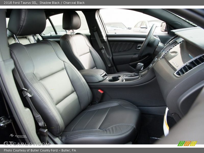 Shadow Black / Charcoal Black 2018 Ford Taurus SEL