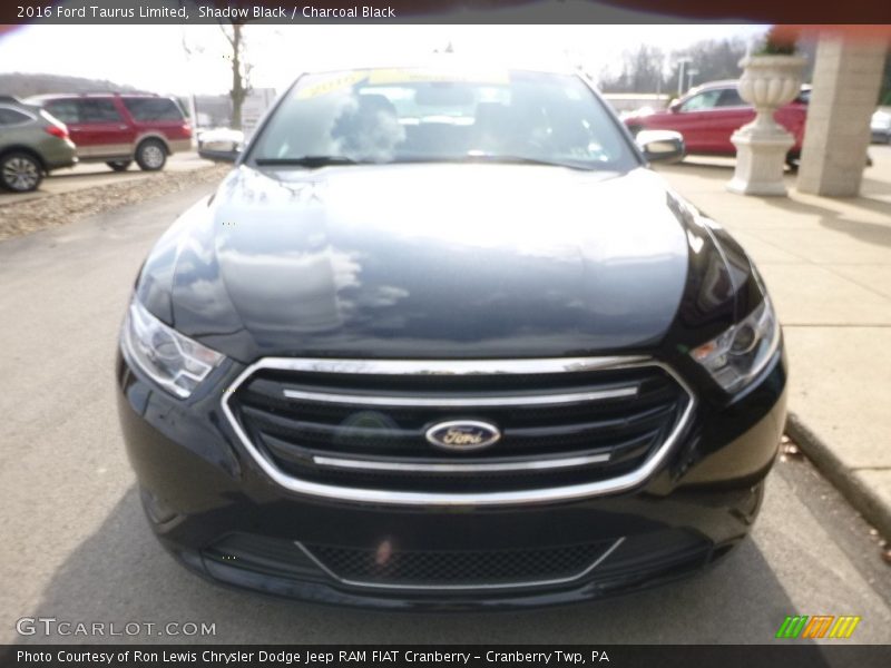 Shadow Black / Charcoal Black 2016 Ford Taurus Limited