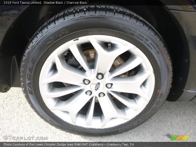 Shadow Black / Charcoal Black 2016 Ford Taurus Limited