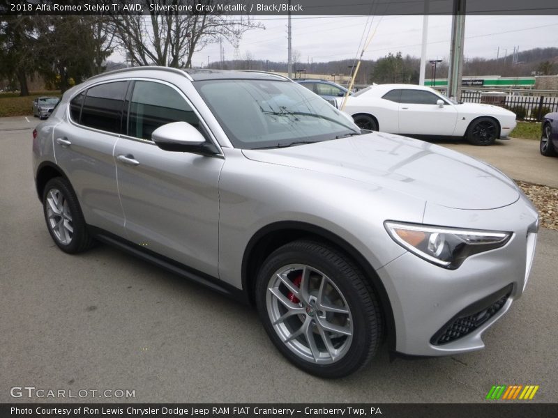 Front 3/4 View of 2018 Stelvio Ti AWD