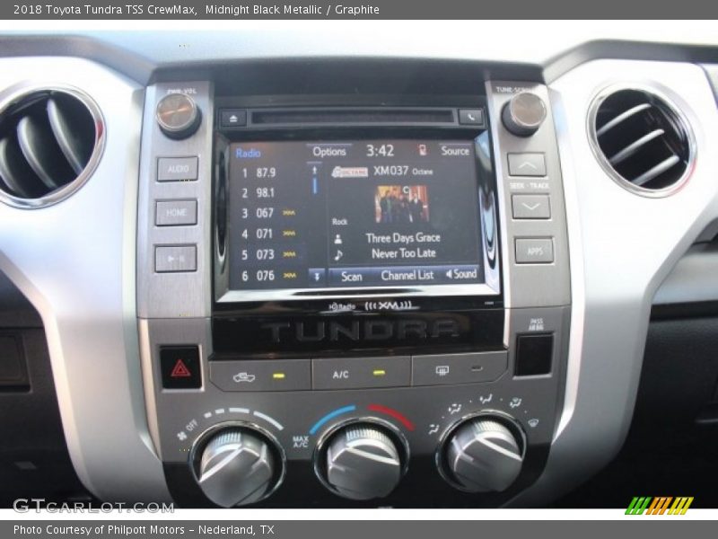 Midnight Black Metallic / Graphite 2018 Toyota Tundra TSS CrewMax