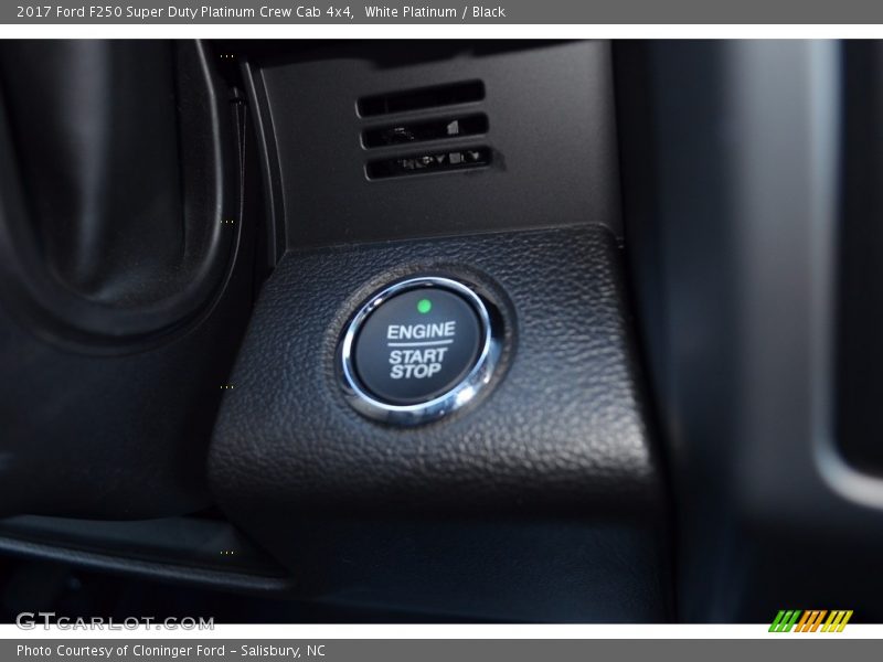 White Platinum / Black 2017 Ford F250 Super Duty Platinum Crew Cab 4x4