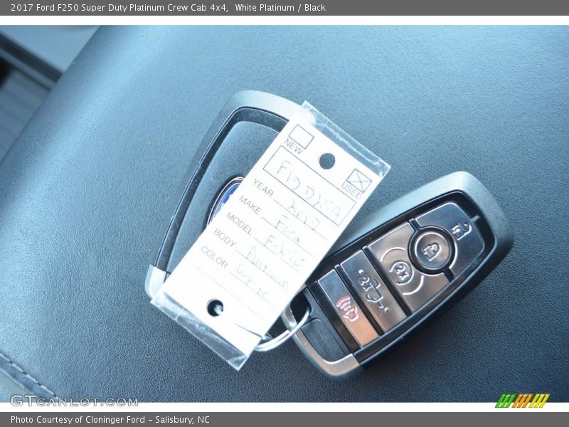 White Platinum / Black 2017 Ford F250 Super Duty Platinum Crew Cab 4x4