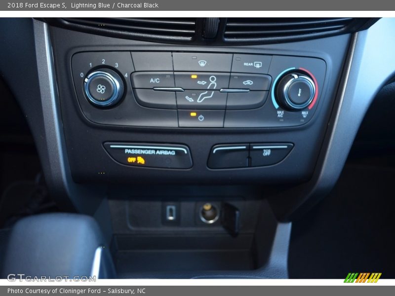 Lightning Blue / Charcoal Black 2018 Ford Escape S