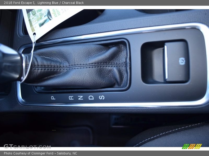 Lightning Blue / Charcoal Black 2018 Ford Escape S