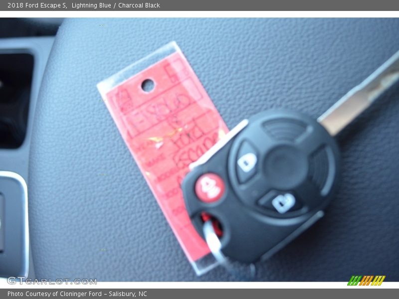 Lightning Blue / Charcoal Black 2018 Ford Escape S