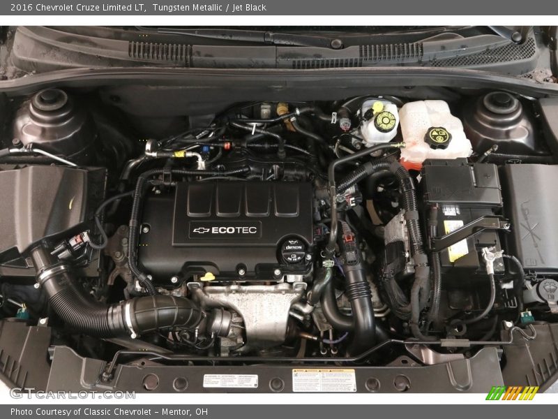 Tungsten Metallic / Jet Black 2016 Chevrolet Cruze Limited LT