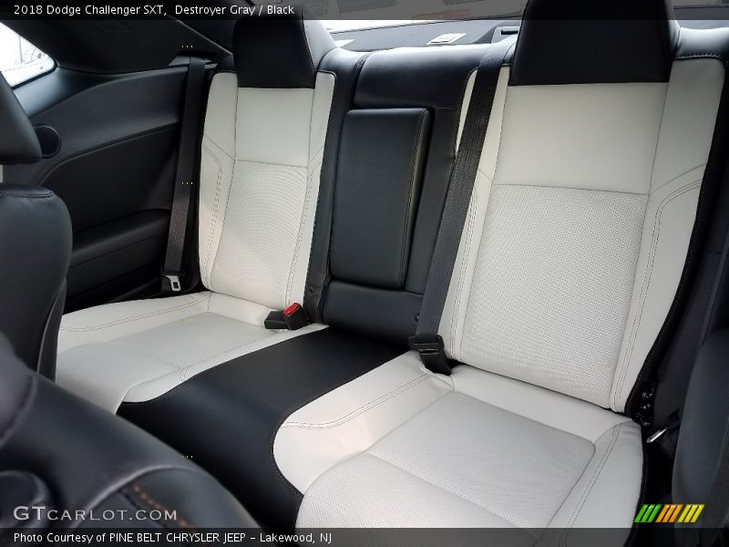 Destroyer Gray / Black 2018 Dodge Challenger SXT