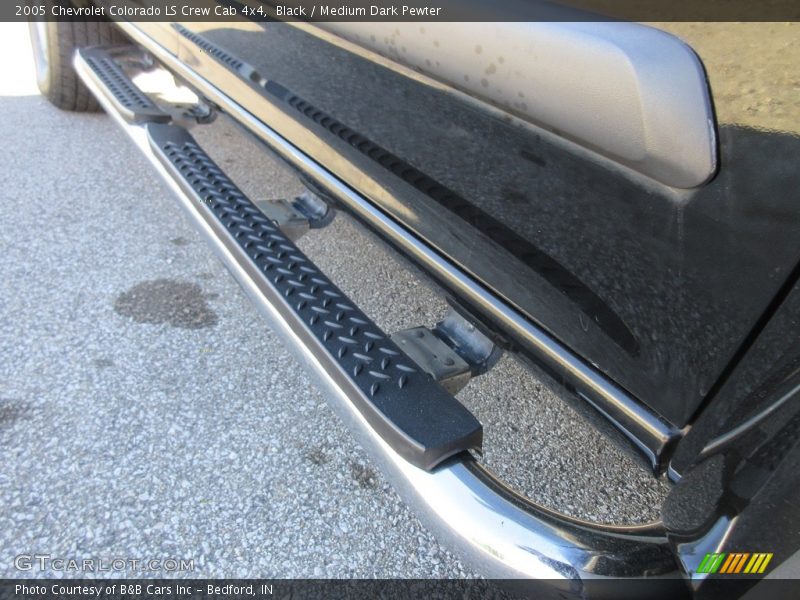 Black / Medium Dark Pewter 2005 Chevrolet Colorado LS Crew Cab 4x4