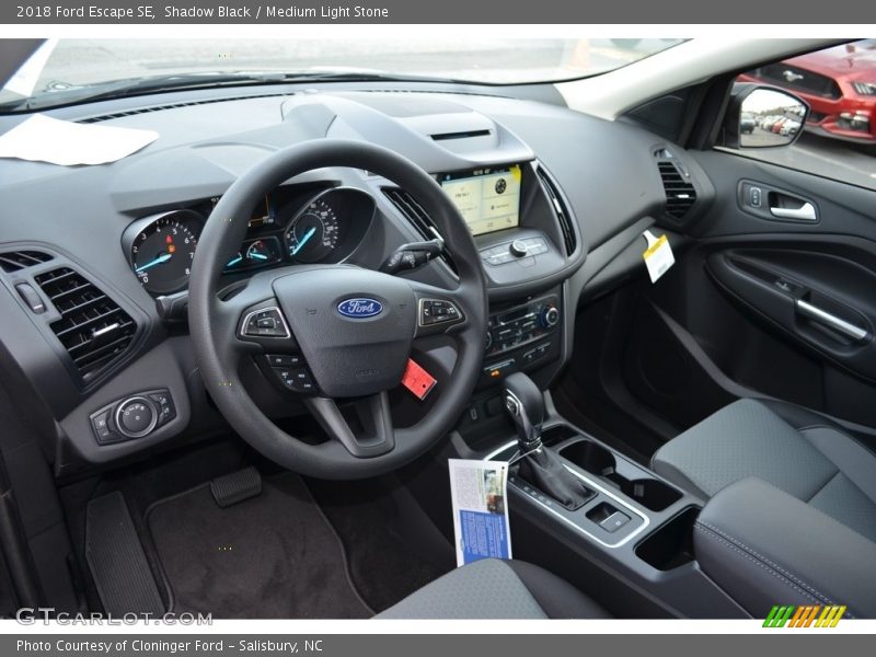 Shadow Black / Medium Light Stone 2018 Ford Escape SE