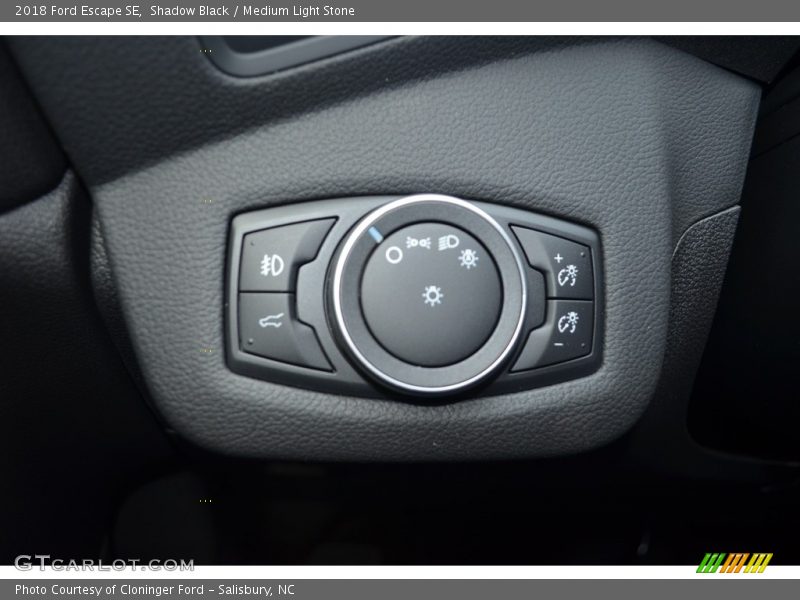 Shadow Black / Medium Light Stone 2018 Ford Escape SE