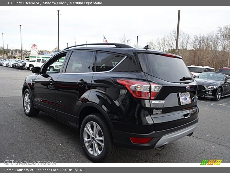 Shadow Black / Medium Light Stone 2018 Ford Escape SE