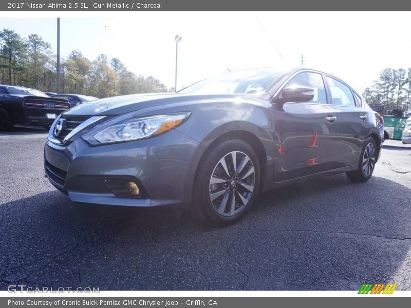 Gun Metallic / Charcoal 2017 Nissan Altima 2.5 SL