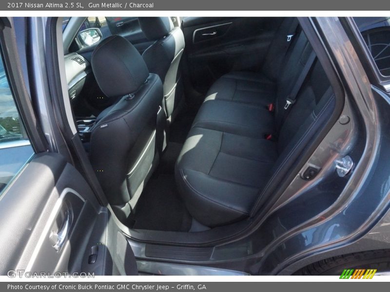 Gun Metallic / Charcoal 2017 Nissan Altima 2.5 SL