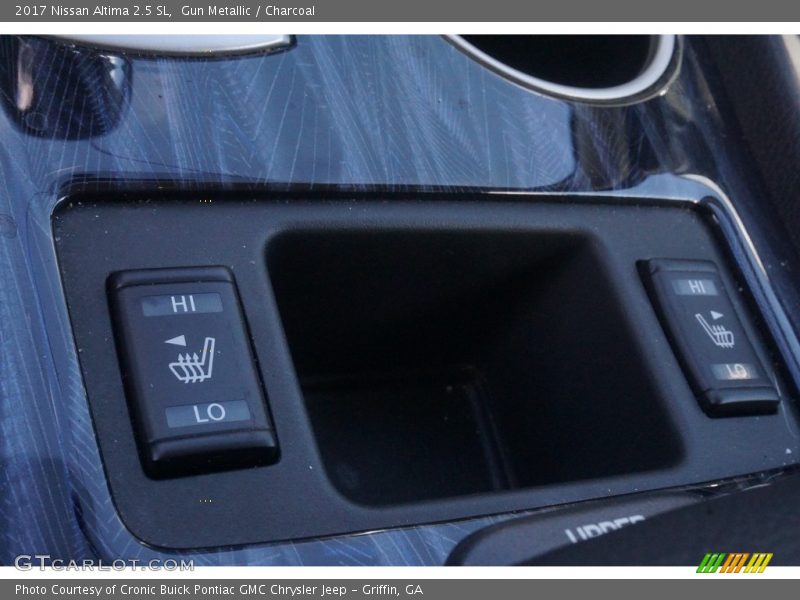 Gun Metallic / Charcoal 2017 Nissan Altima 2.5 SL