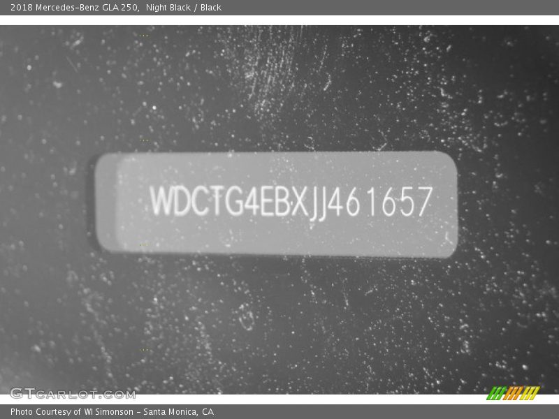 Night Black / Black 2018 Mercedes-Benz GLA 250