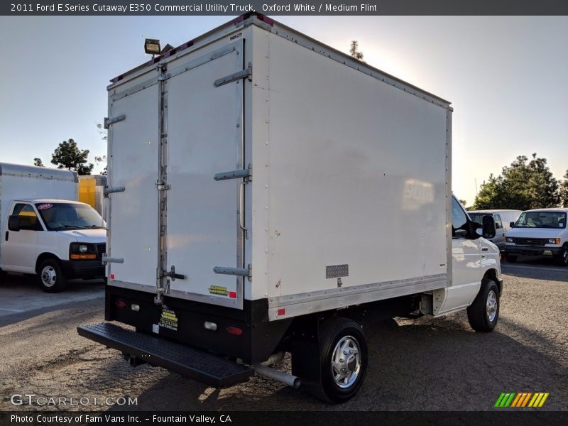 Oxford White / Medium Flint 2011 Ford E Series Cutaway E350 Commercial Utility Truck