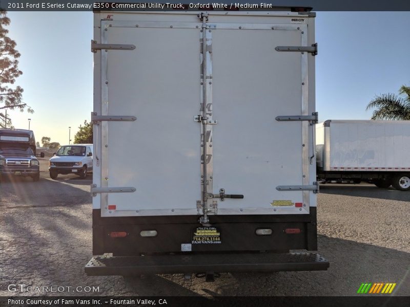 Oxford White / Medium Flint 2011 Ford E Series Cutaway E350 Commercial Utility Truck