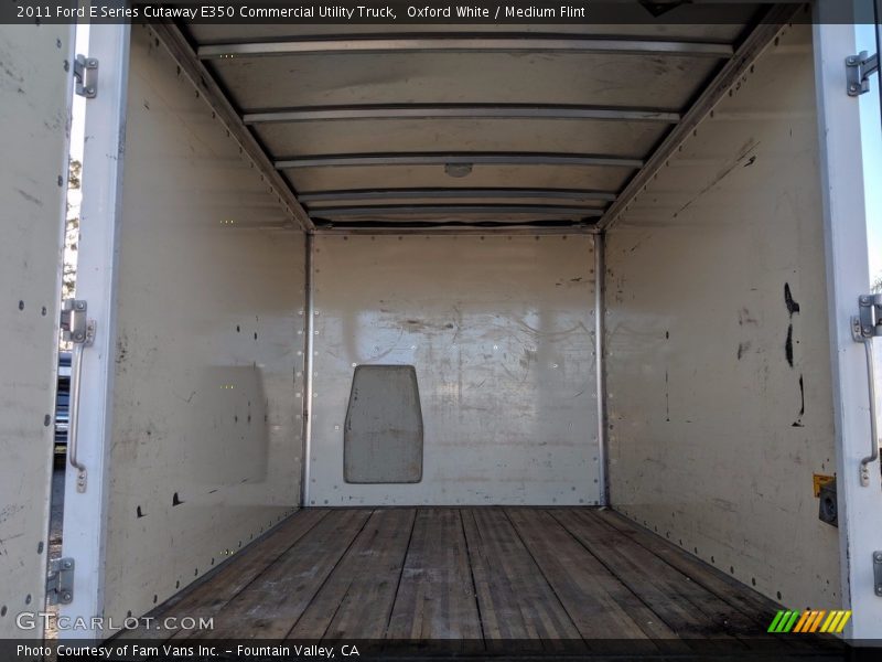 Oxford White / Medium Flint 2011 Ford E Series Cutaway E350 Commercial Utility Truck