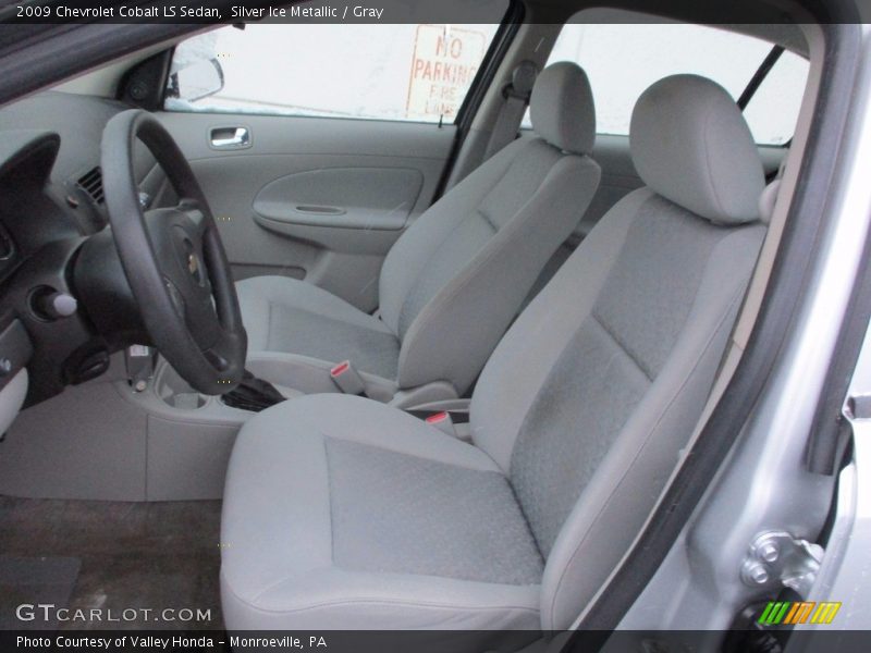 Silver Ice Metallic / Gray 2009 Chevrolet Cobalt LS Sedan