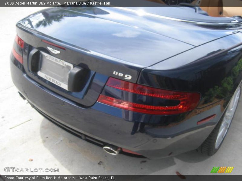 Mariana Blue / Kestrel Tan 2009 Aston Martin DB9 Volante