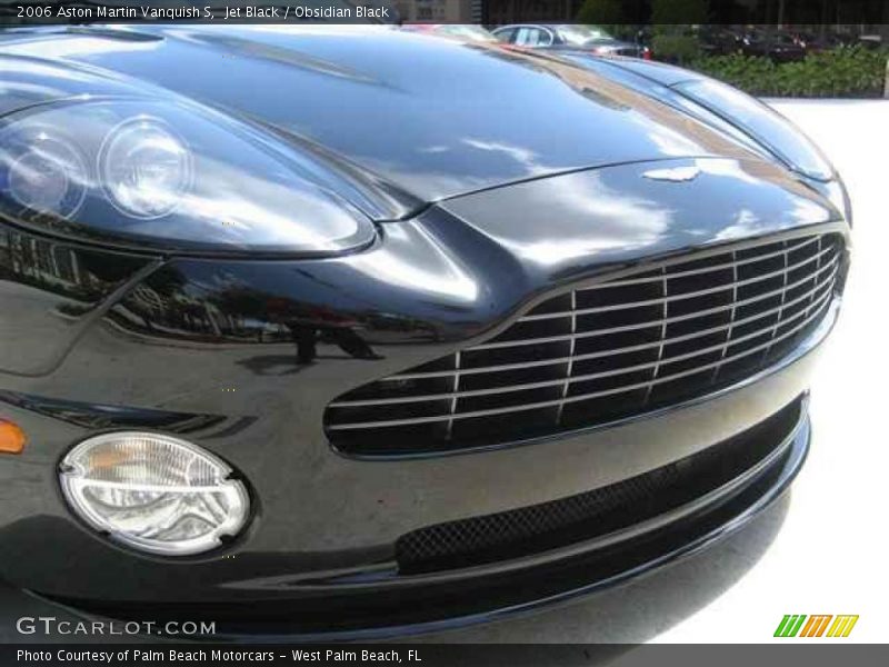 Jet Black / Obsidian Black 2006 Aston Martin Vanquish S