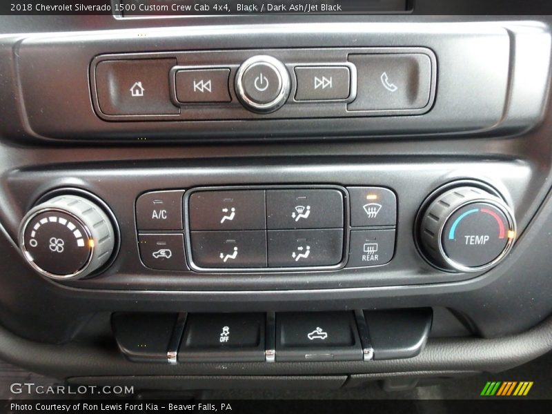 Controls of 2018 Silverado 1500 Custom Crew Cab 4x4