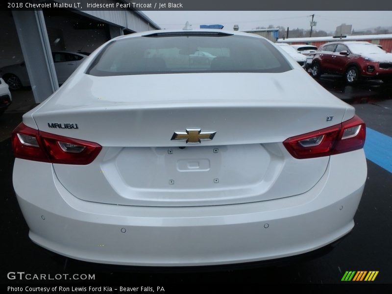 Iridescent Pearl Tricoat / Jet Black 2018 Chevrolet Malibu LT
