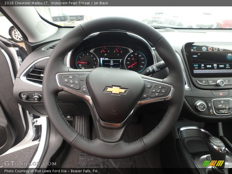 Iridescent Pearl Tricoat / Jet Black 2018 Chevrolet Malibu LT