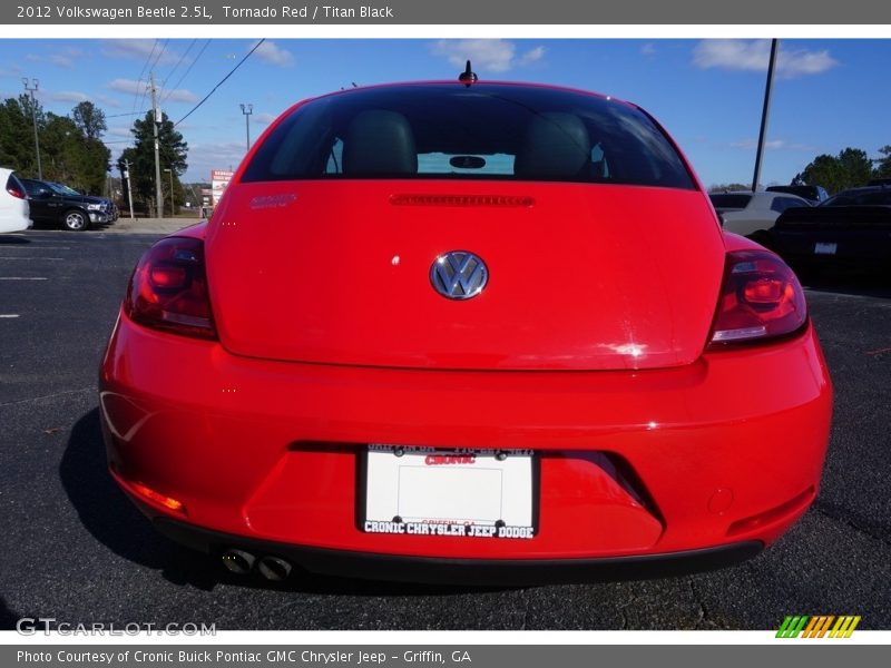 Tornado Red / Titan Black 2012 Volkswagen Beetle 2.5L