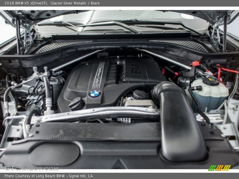 Glacier Silver Metallic / Black 2018 BMW X5 sDrive35i