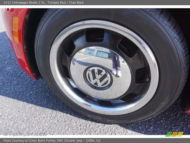 Tornado Red / Titan Black 2012 Volkswagen Beetle 2.5L