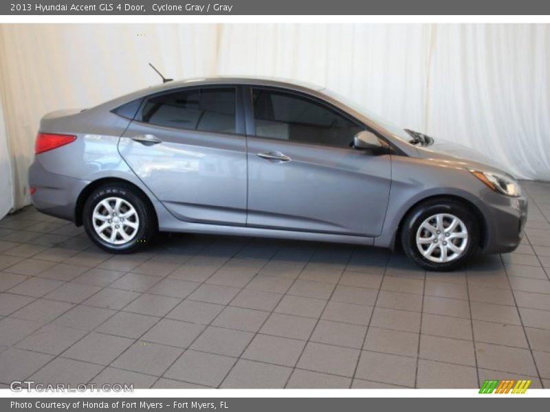 Cyclone Gray / Gray 2013 Hyundai Accent GLS 4 Door