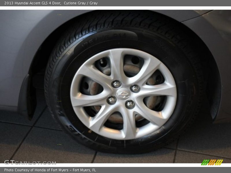 Cyclone Gray / Gray 2013 Hyundai Accent GLS 4 Door