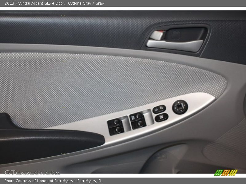 Cyclone Gray / Gray 2013 Hyundai Accent GLS 4 Door