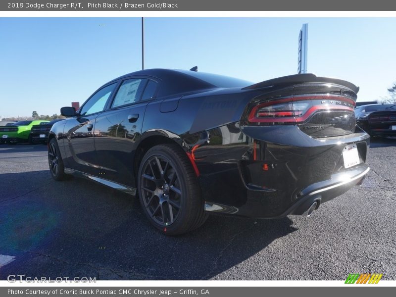 Pitch Black / Brazen Gold/Black 2018 Dodge Charger R/T