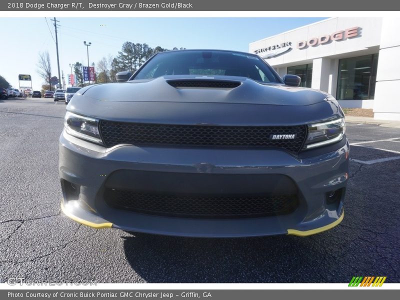 Destroyer Gray / Brazen Gold/Black 2018 Dodge Charger R/T