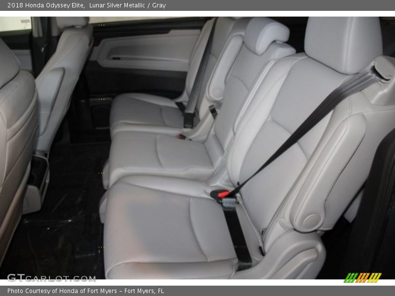 Lunar Silver Metallic / Gray 2018 Honda Odyssey Elite