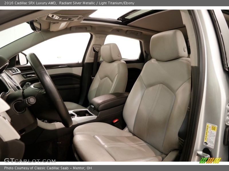 Radiant Silver Metallic / Light Titanium/Ebony 2016 Cadillac SRX Luxury AWD
