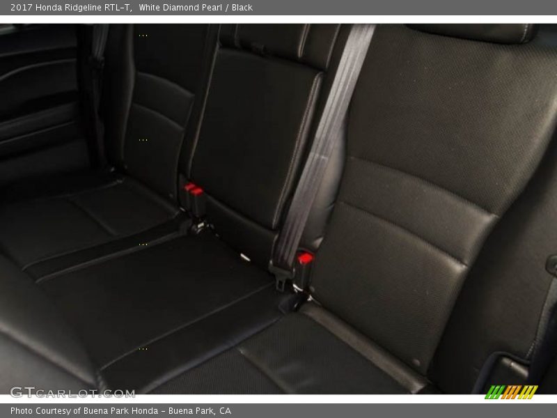 White Diamond Pearl / Black 2017 Honda Ridgeline RTL-T