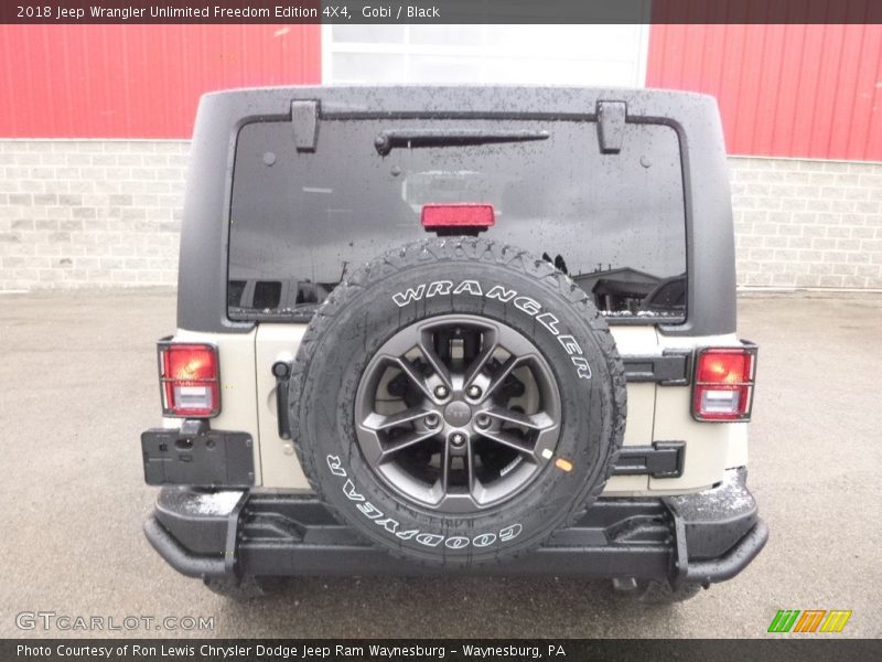 Gobi / Black 2018 Jeep Wrangler Unlimited Freedom Edition 4X4