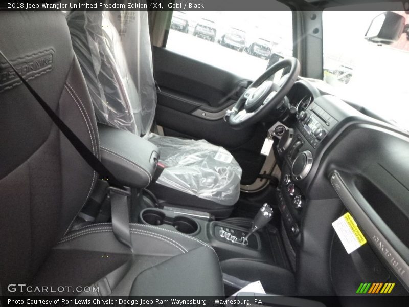 Gobi / Black 2018 Jeep Wrangler Unlimited Freedom Edition 4X4